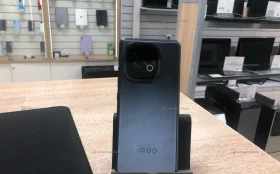 Vivo iQOO 16/512 ГБ