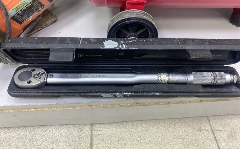динамометрический ключ Licota AQT-N4210
