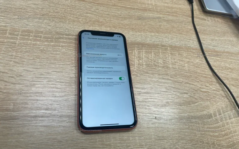 Apple IPhone XR 64Гб