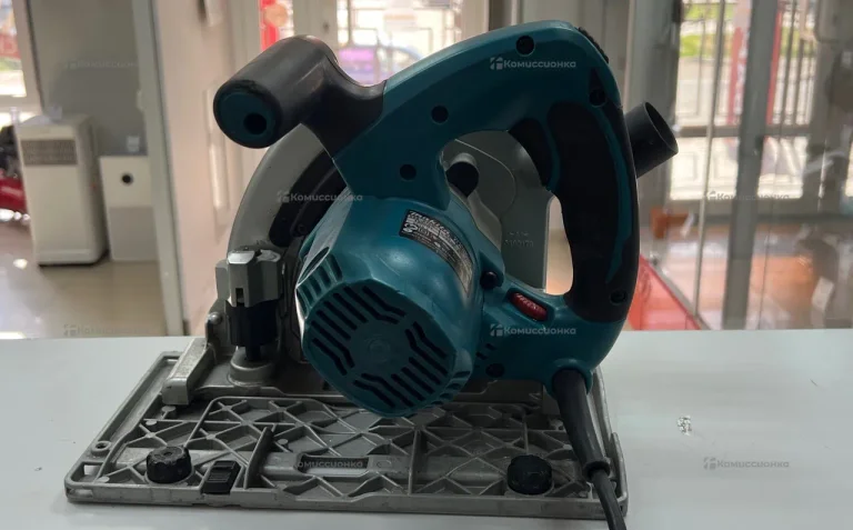 Дисковая пила makita CA5000XJ 165mm.