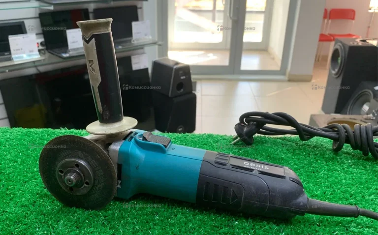 УШМ Oasis AG-72/125