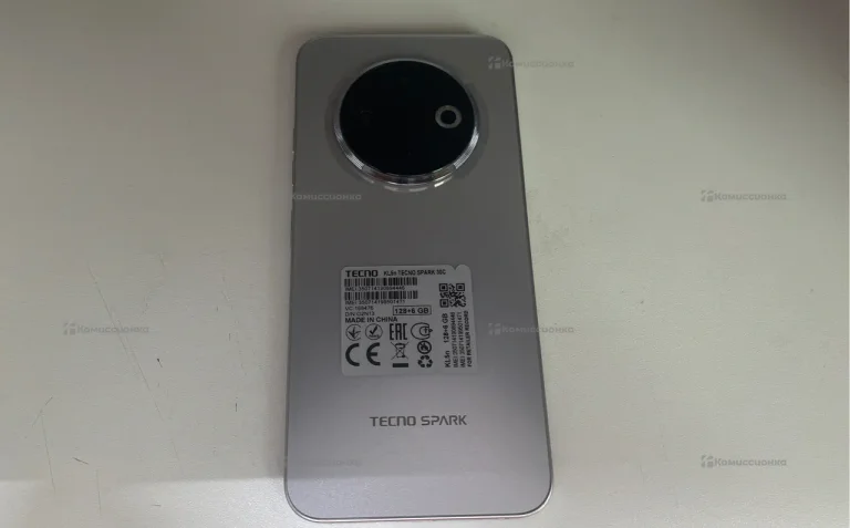 Tecno Spark 30C 6/128 ГБ