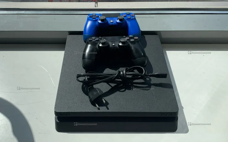 Приставка PS4. slim 500 Gb