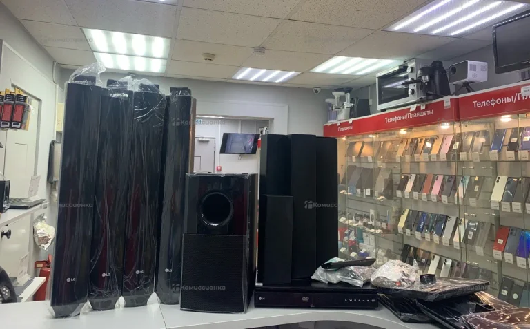 Домашний кинотеатр  LG LHD 657