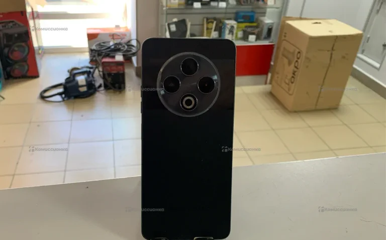 Tecno Spark 30 8/128 ГБ