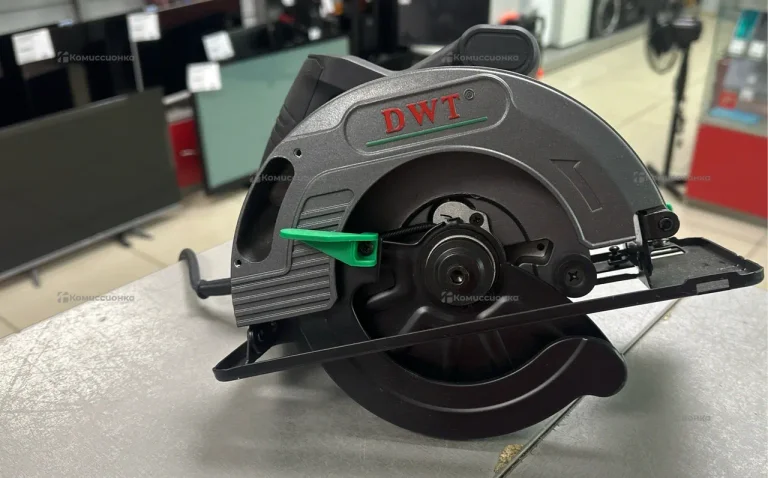 Циркулярная пила DWT HKSP 13-55