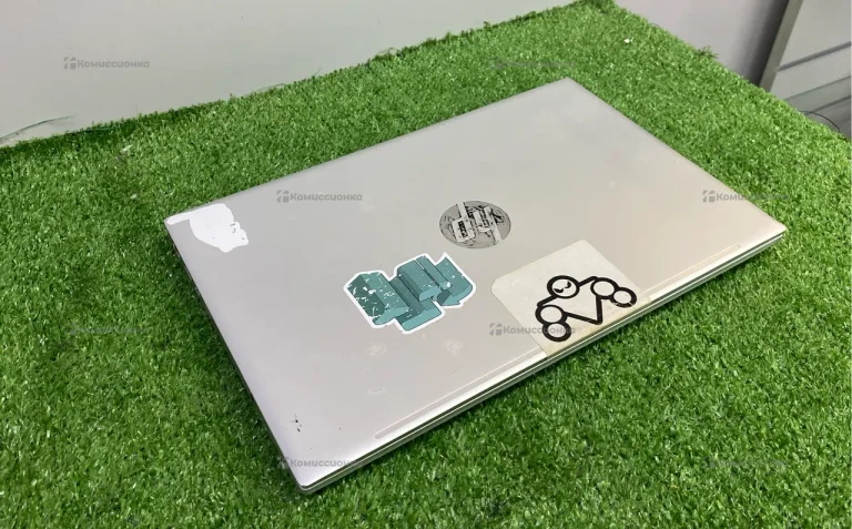 Ноутбук  HP Pavilion i3-1115G4