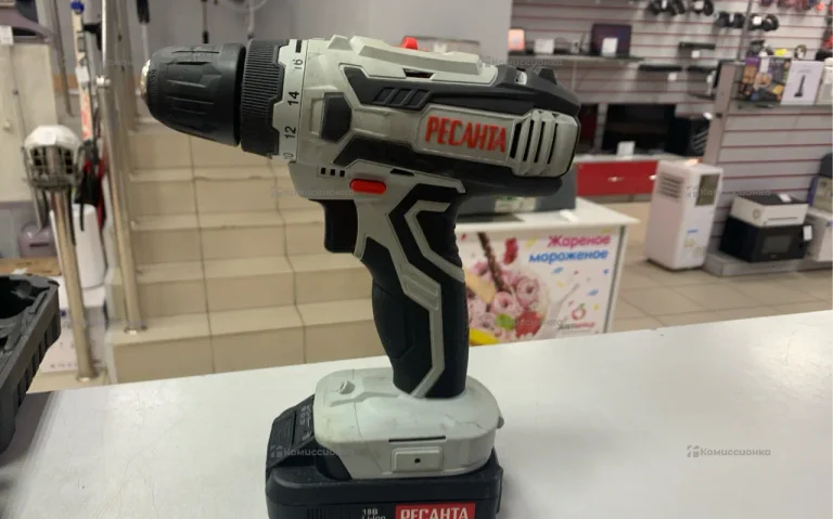 Аккумуляторная дрель-шуруповерт РЕСАНТА ДА-18-2ЛК