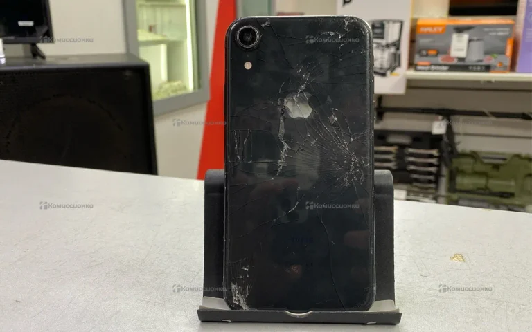 Apple  iPhone XR 64GB