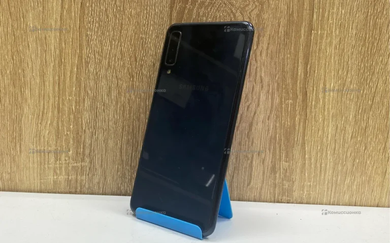 Samsung Galaxy A7 (2018) 4/64Gb