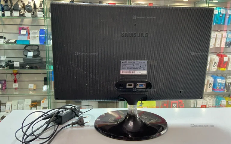 Монитор Samsung LS23B350
