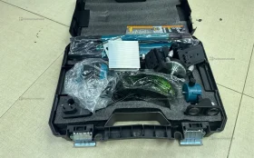 Лазерный уровень Makita.