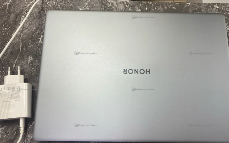 Ноутбук  honor x16