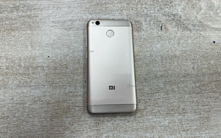 Xiaomi Redmi 4 (4X) 2/16 ГБ