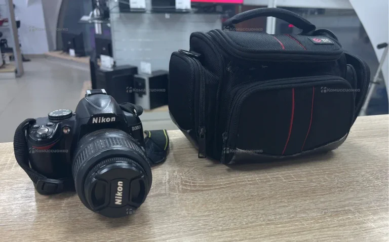 Фотоаппарат Nikon D3000