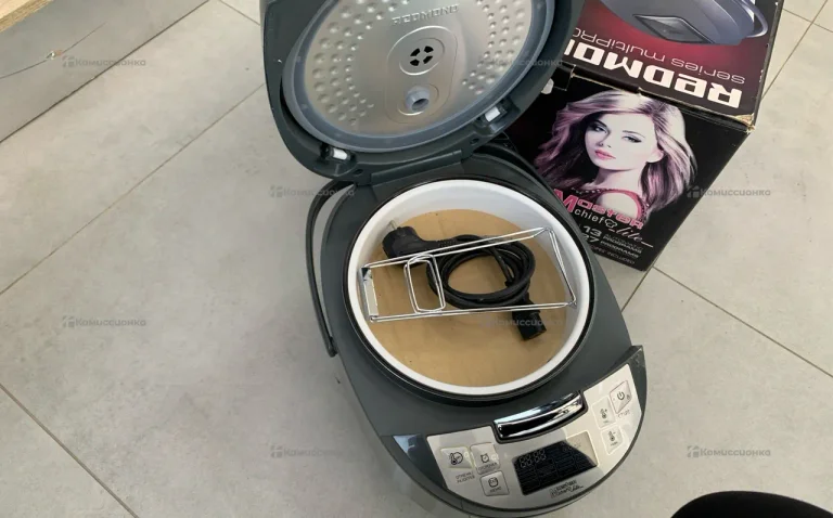 Мультиварка  Redmond RMC-M4510