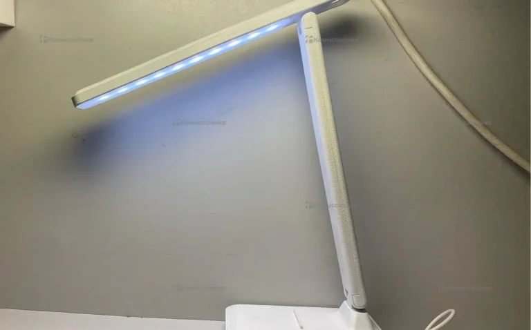 Настольная led лампа