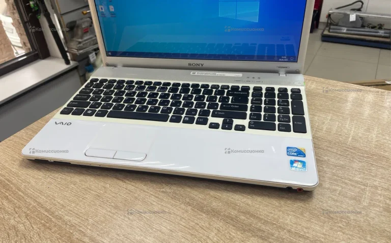 Ноутбук Sony VCEBR4S1R