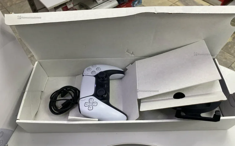 Приставка Sony PlayStation 5 с дисководом