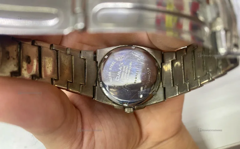 Часы  Omax 1946