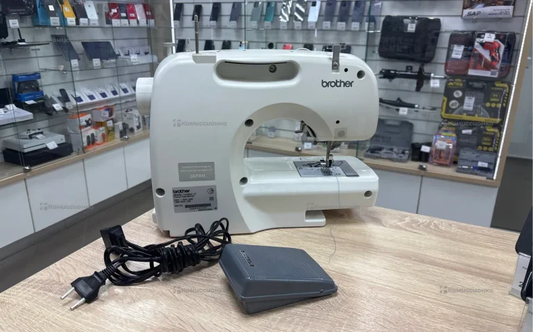 Швейная машина  Brother Comfort 12