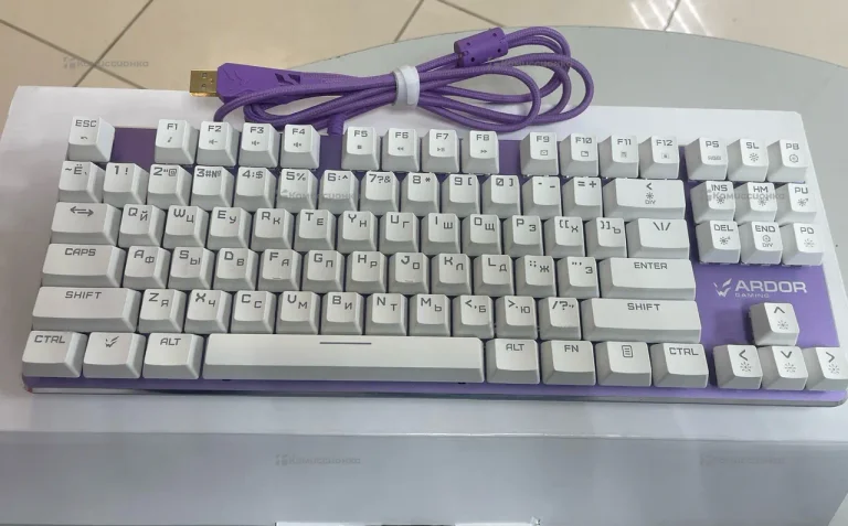 Клавиатура  Blade Pro