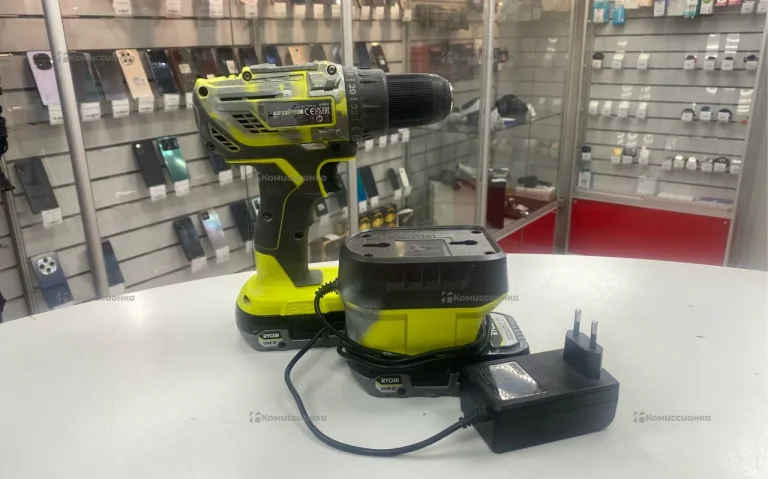 Дрель-шуруповерт Ryobi R18DD3-0