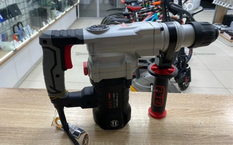 Перфоратор P.I.T. PBH28-C3