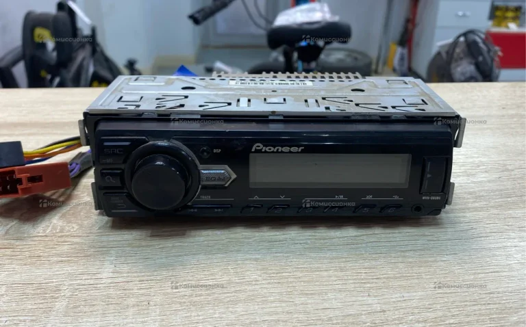 Автомагнитола Pioneer MVH-08UBG