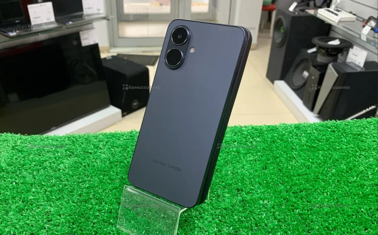 Tecno Spark Go 2 4/128 ГБ
