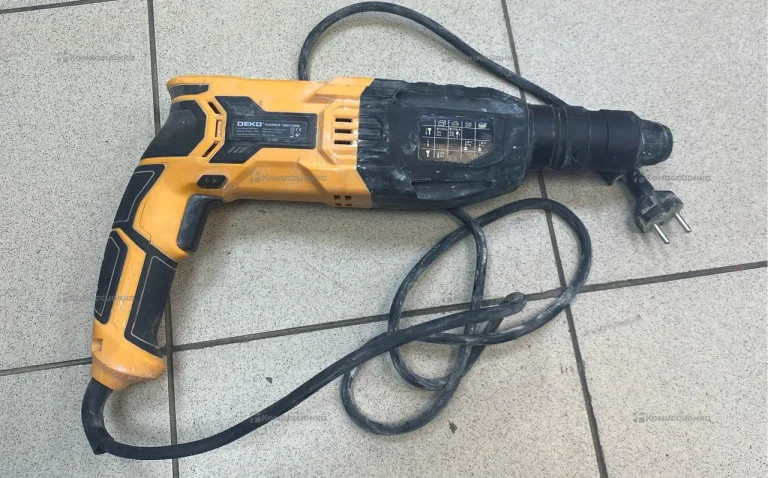 Перфоратор Deko dkh1100w