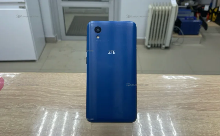 ZTE Blade L8 1/16 ГБ