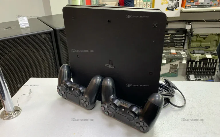 Приставка PS4. Slim 500Gb