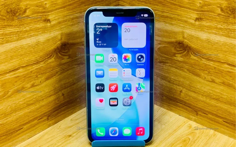 Apple iPhone 11 4/64 ГБ