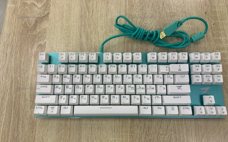 Клавиатура  Zet blade
