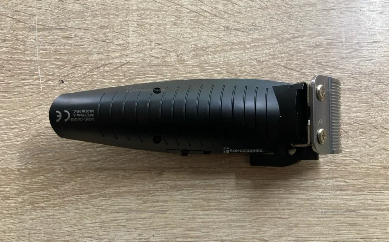 машинка для стрижки Geemy 8106