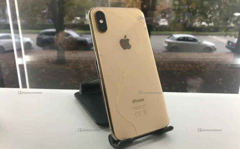 Apple iPhone XS 4/64 ГБ