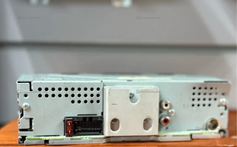 Автомагнитола  pioneer mvh-170ub