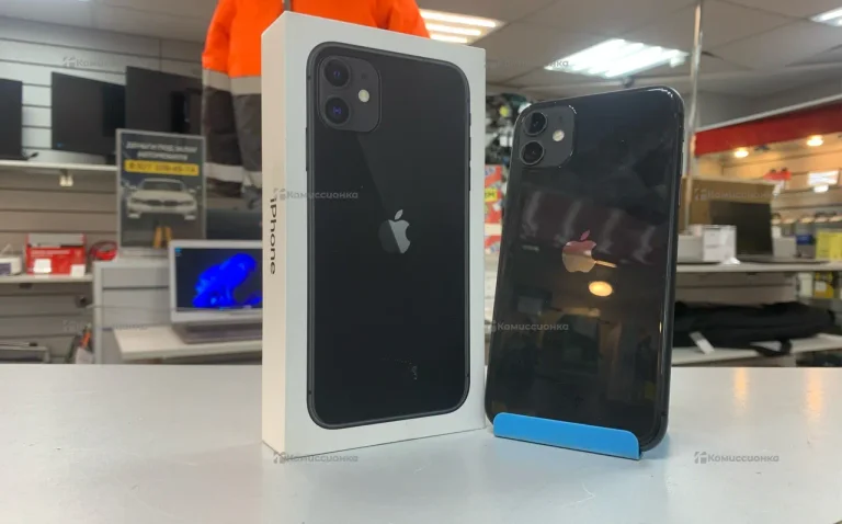 Apple iPhone 11 4/64 ГБ
