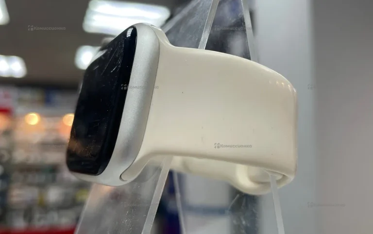 Часы  Apple Watch Series 7 45mm