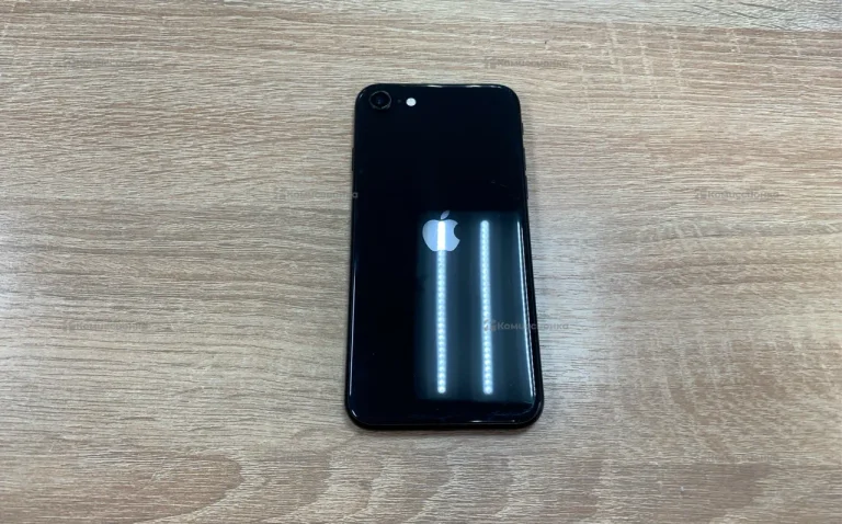 Apple iPhone SE 2 64Gb