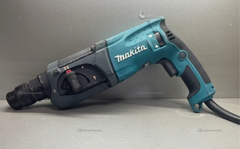 Перфоратор Makita HR2470 2024г
