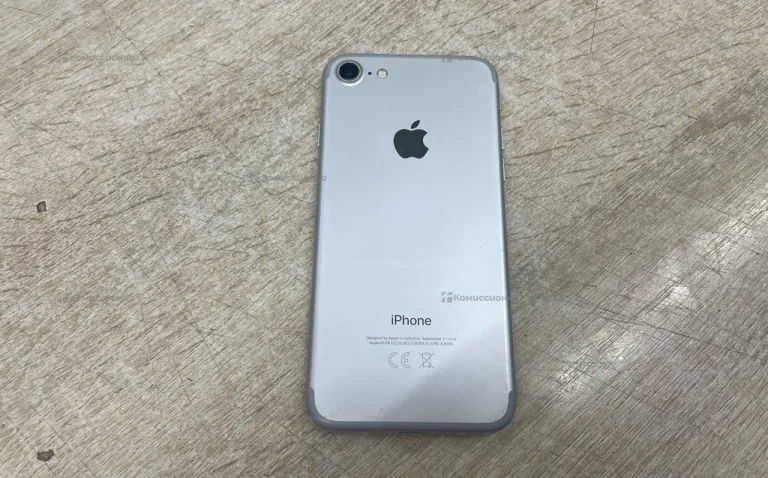 Apple iPhone 7 2/32 ГБ