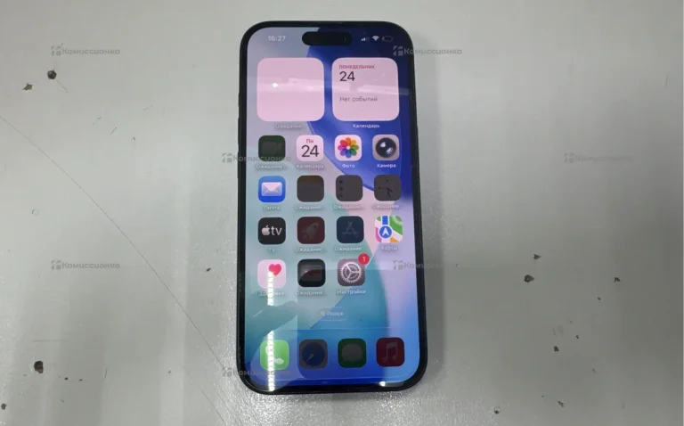 Apple iPhone 15 6/128 ГБ