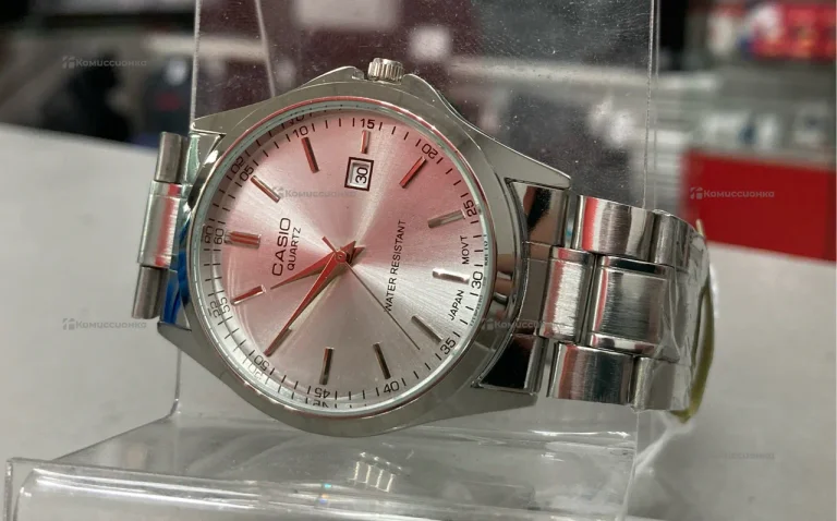 Часы  CASIO QUARTZ