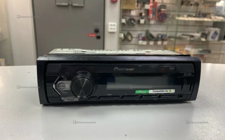 Автомагнитола  Pioneer S120Ui