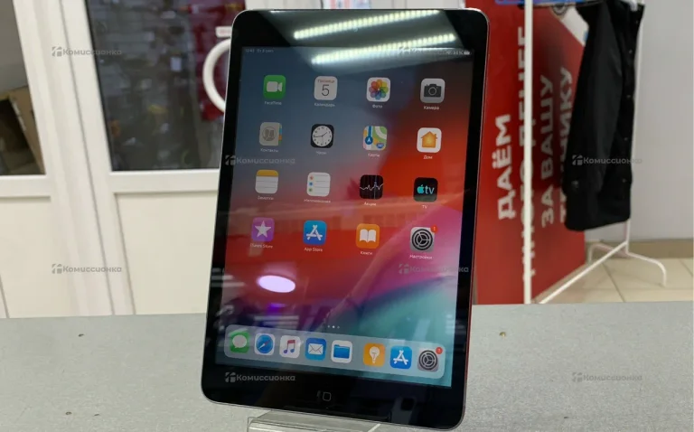 Планшет Apple iPad mini 32Gb Wi-Fi