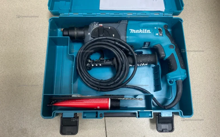 Перфоратор Makita HR2470