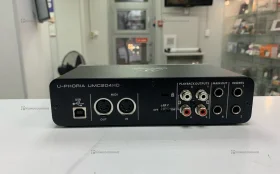 Behringer UMC 204HD