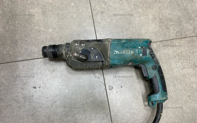 Перфоратор makita HR2470